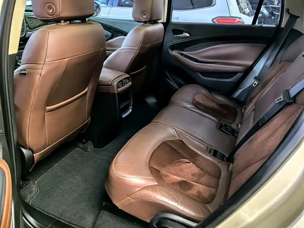 Buick Envision Plus — миниатюра 6