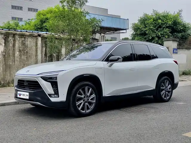 2022 Nio ES8
