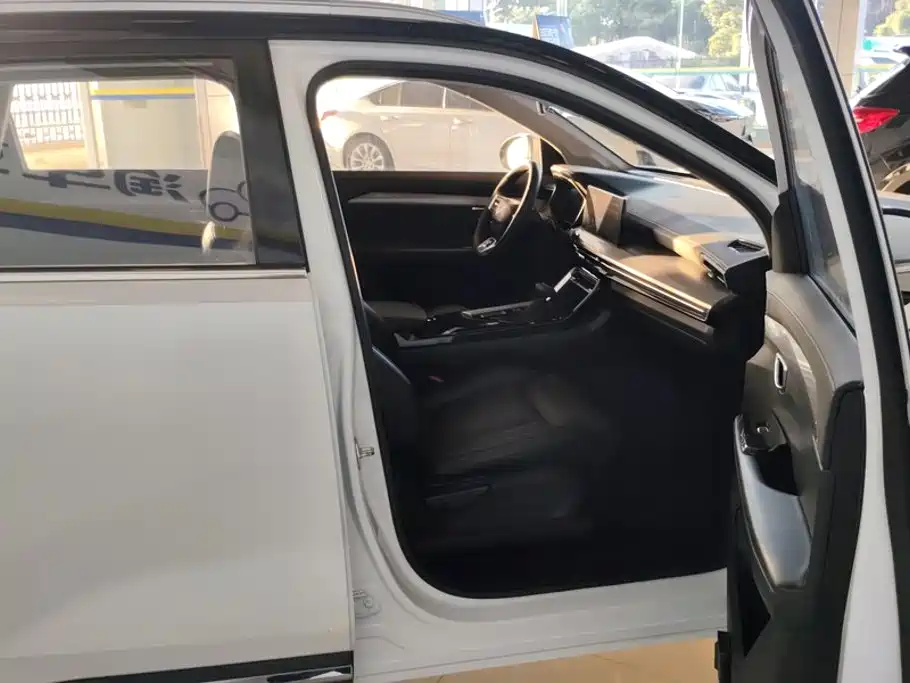 Wuling Xingchen — миниатюра 8