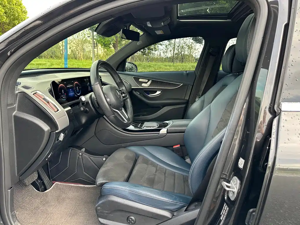 Mercedes-Benz EQC — миниатюра 10