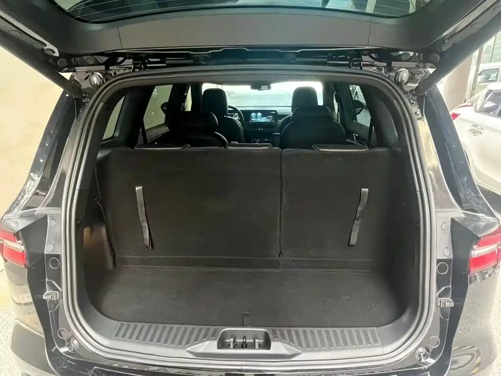 Ford Equator — миниатюра 8