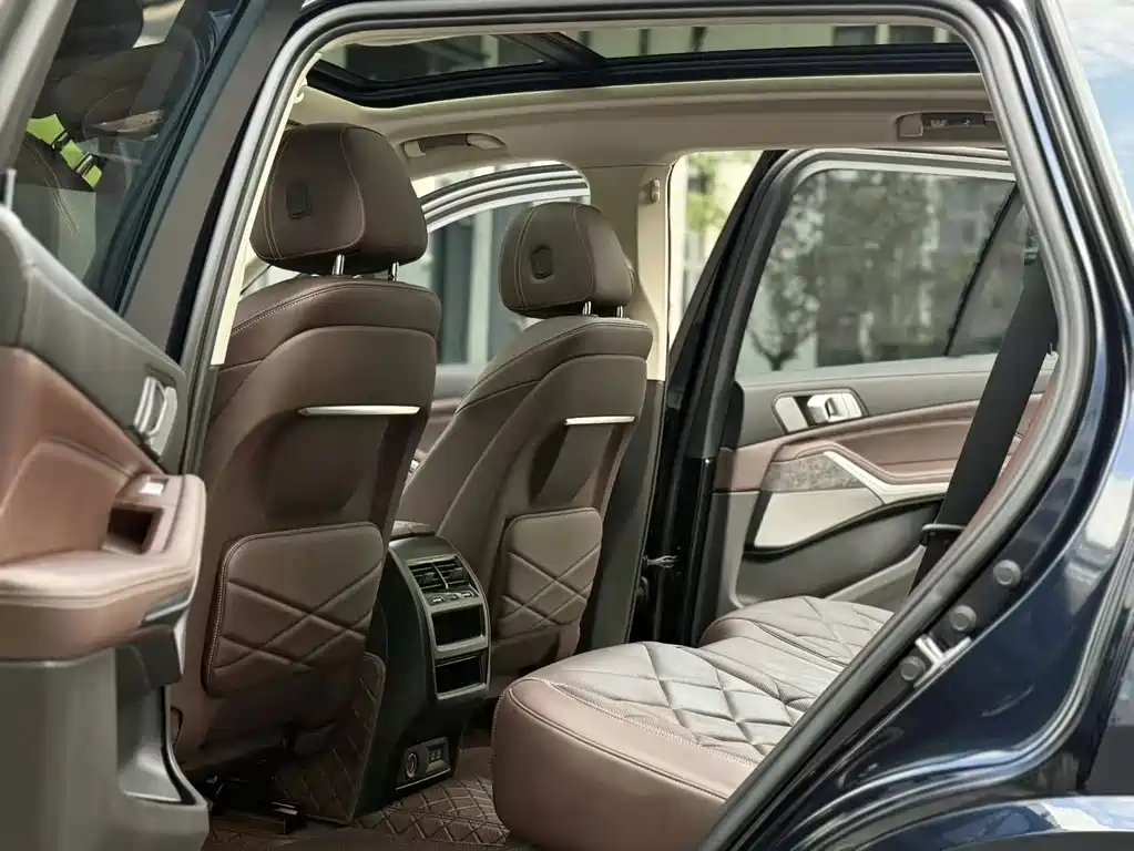 BMW X5 — миниатюра 13