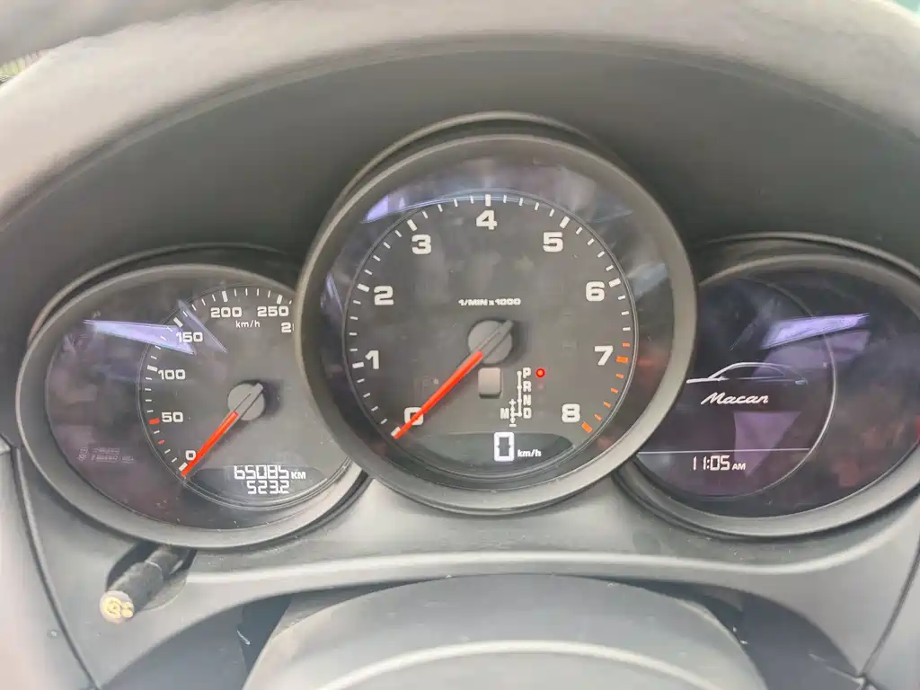 Porsche Macan — миниатюра 7