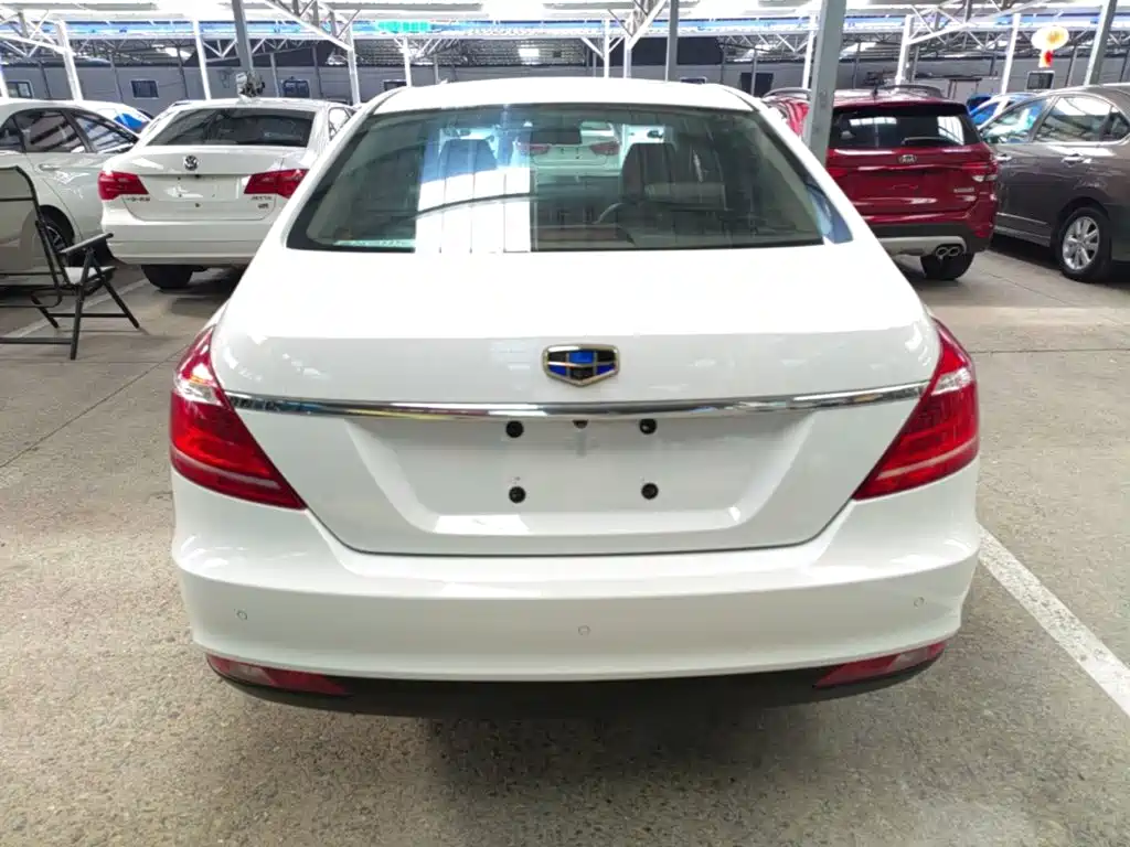 Geely Emgrand — миниатюра 6