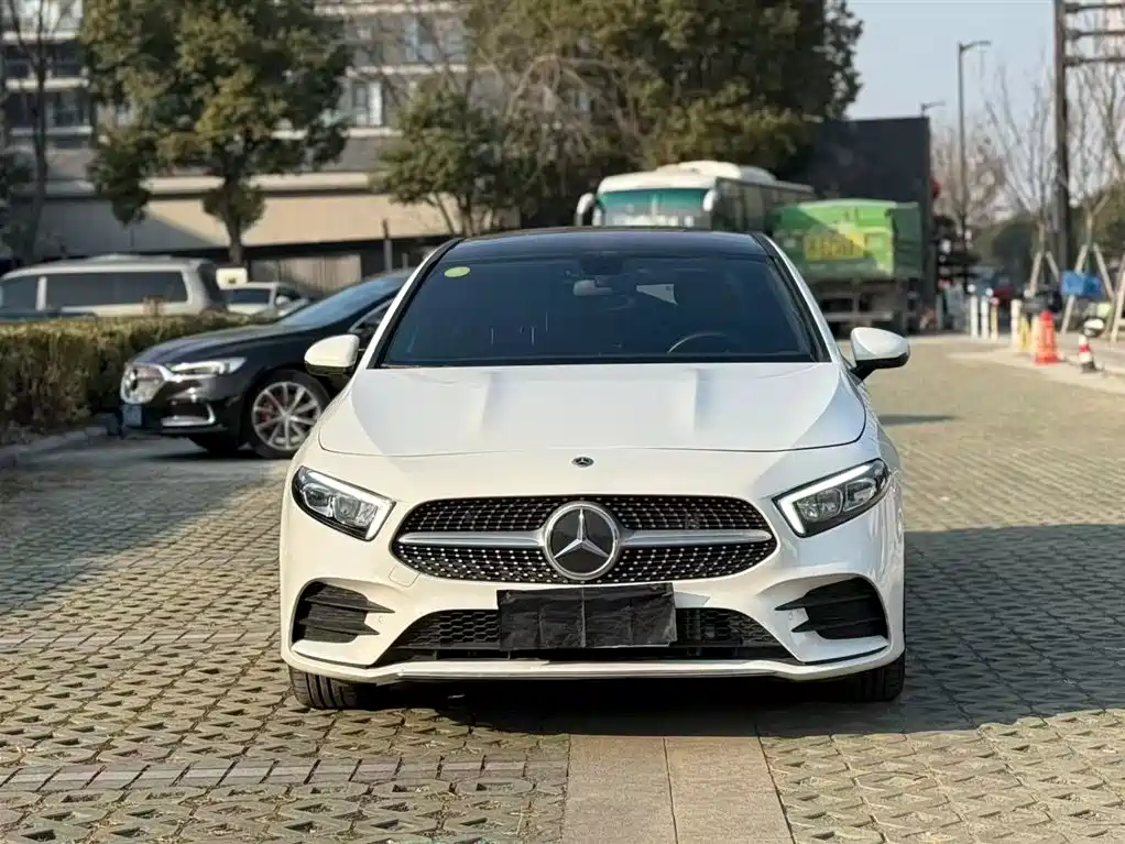MERCEDES-BENZ A CLASS