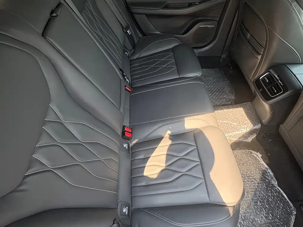 Chery Arrizo 8 — миниатюра 11