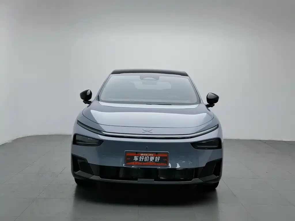 Заказать XPeng 小鹏G7 2026 года за 5 079 706 ₽  из Китая