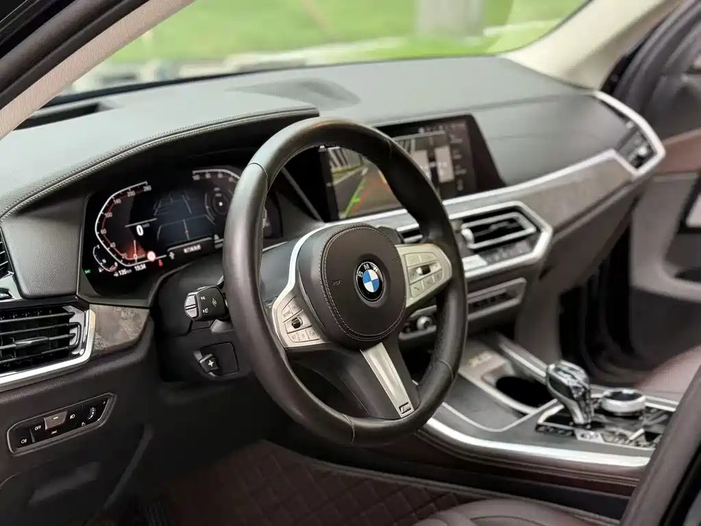 BMW X5 — миниатюра 11