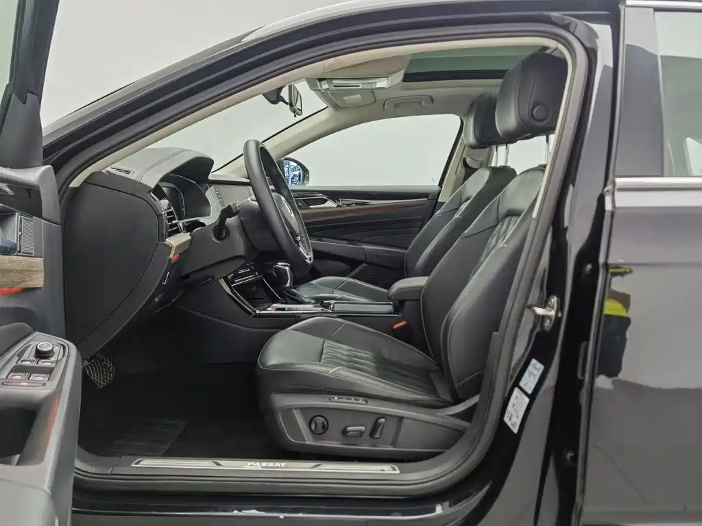 Volkswagen Passat — миниатюра 10