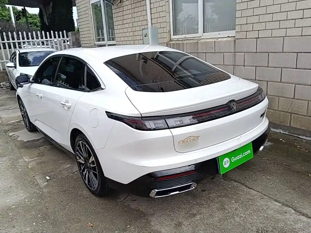 Changan Eado — миниатюра 5