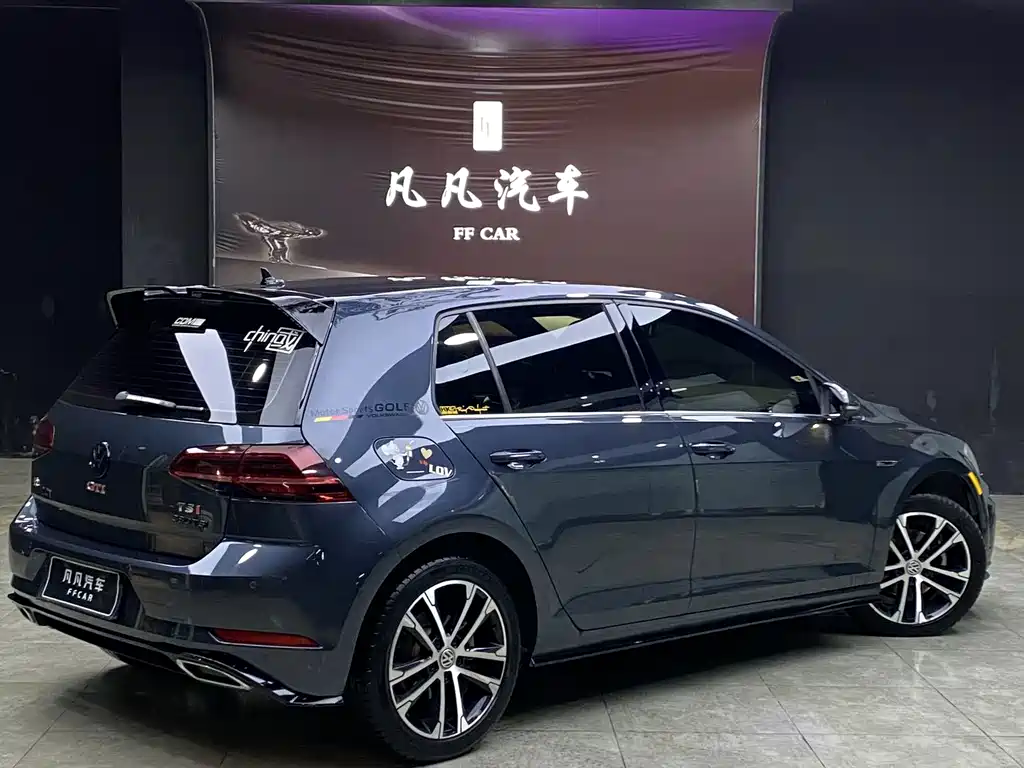 Volkswagen Golf — миниатюра 8
