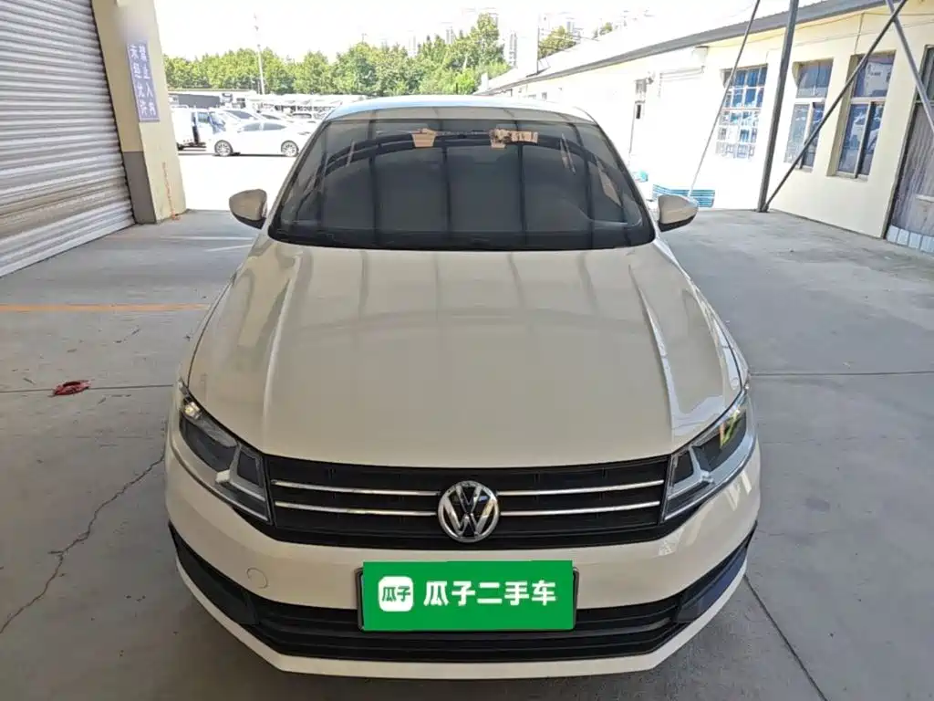 Volkswagen Santana — миниатюра 3