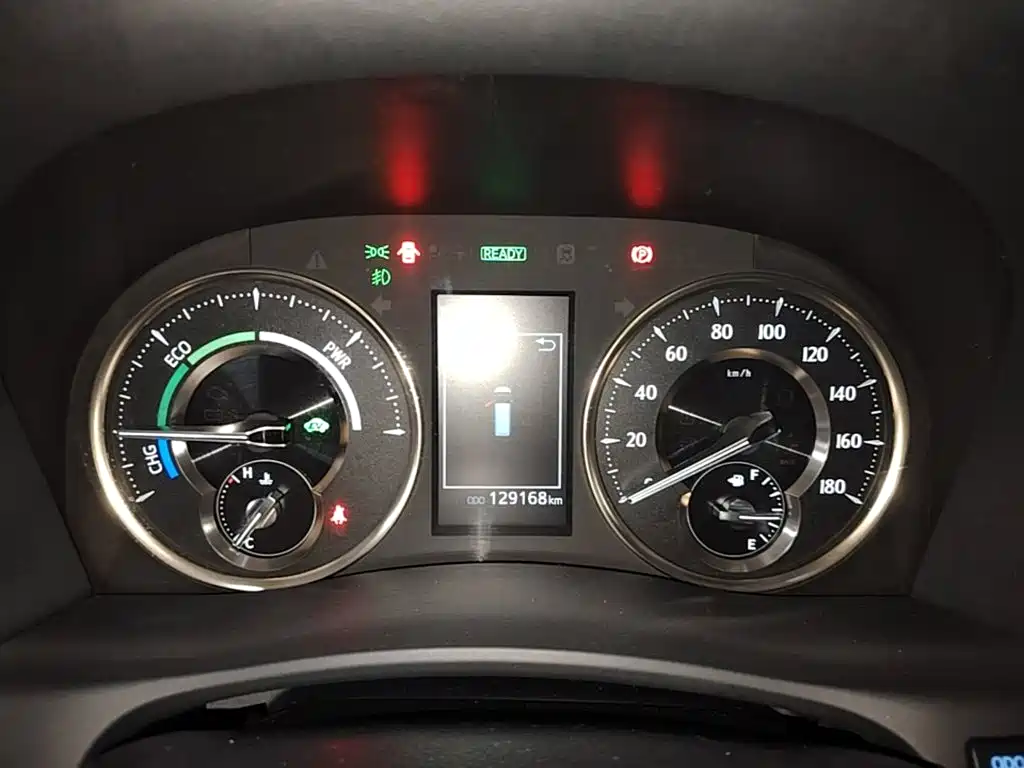 Toyota Vellfire — миниатюра 12
