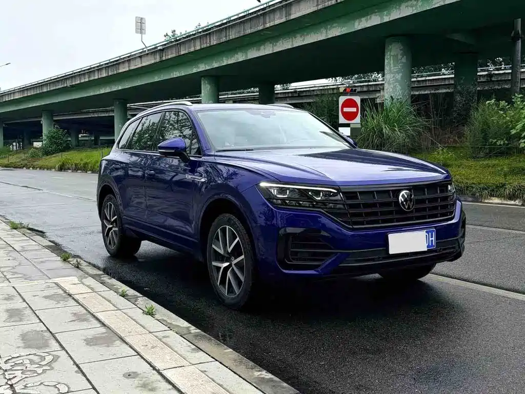 Volkswagen Touareg 2021 3.0TSI Sport