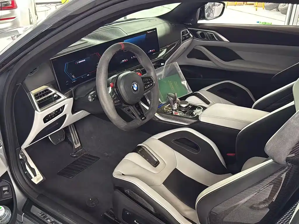 BMW M4 2024 M4 M xDrive