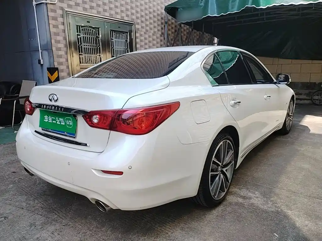 Infiniti Q50L — миниатюра 7