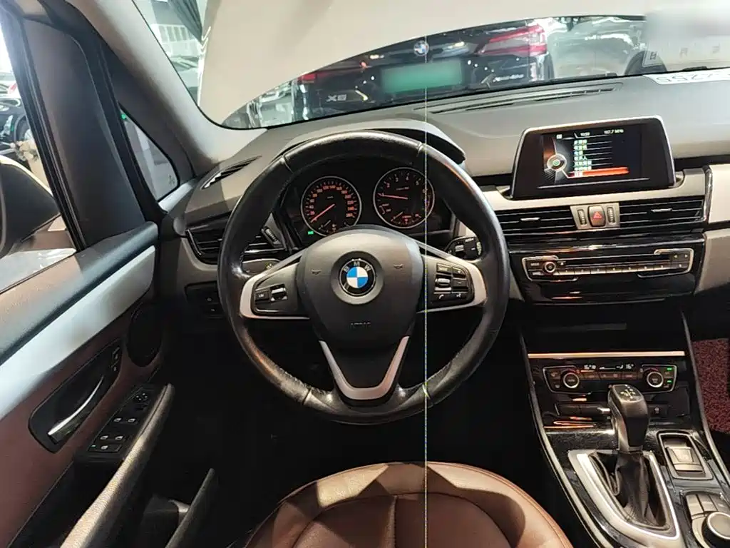 BMW 2 Series Gran Tourer — миниатюра 11