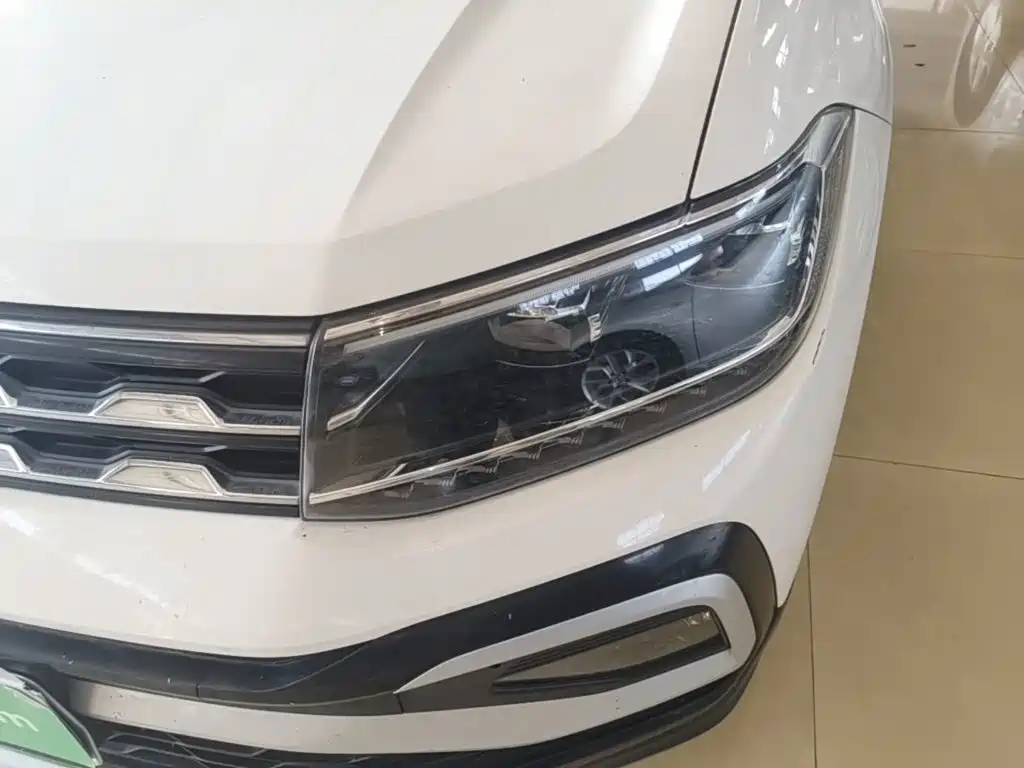 Volkswagen T-Cross — миниатюра 24