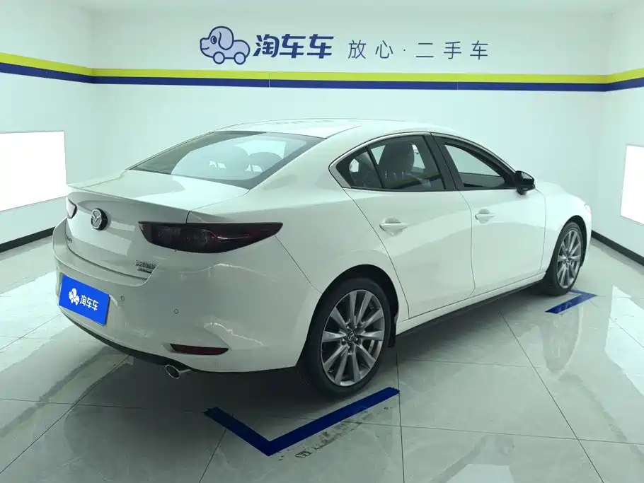 Mazda 3 Axela — миниатюра 3