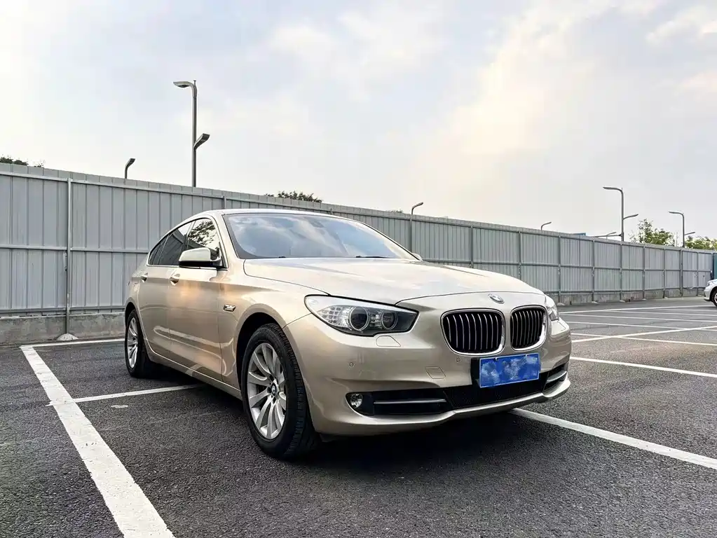 BMW 5 Series GT — миниатюра 3