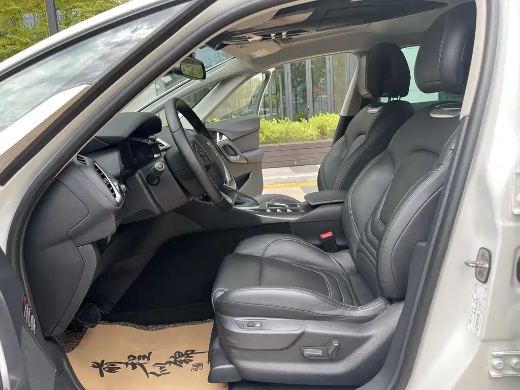 DS 5 2014 1.6T Luxury THP160