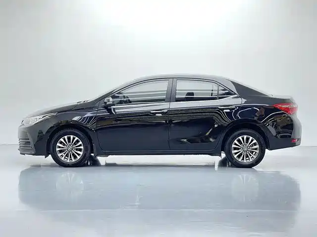Toyota Corolla — миниатюра 9
