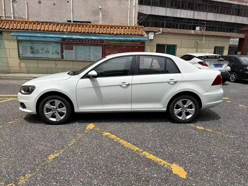 Volkswagen Bora — миниатюра 8