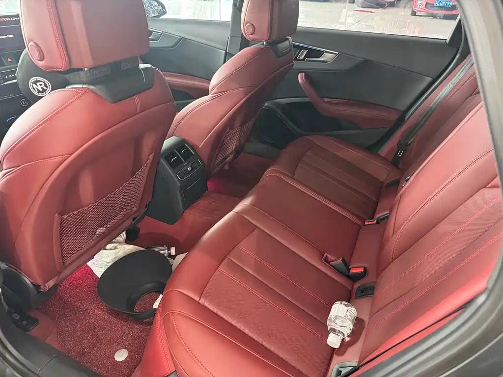 Audi A4L — миниатюра 5