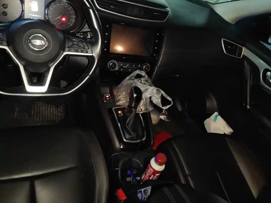 Nissan Qashqai — миниатюра 16