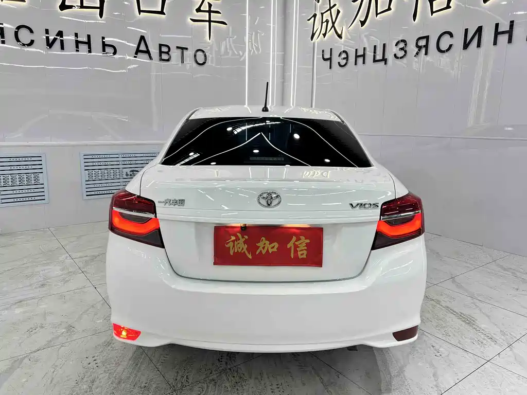 TOYOTA VIOS