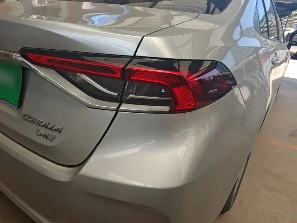 Toyota Corolla — миниатюра 8