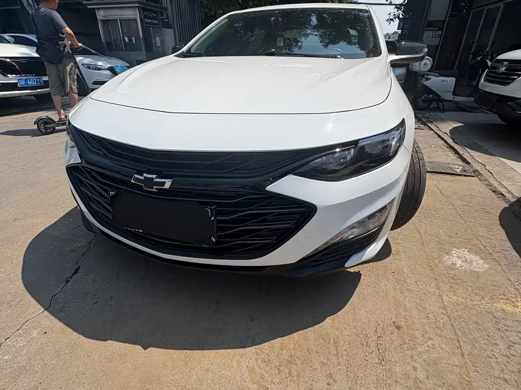 Chevrolet Malibu XL