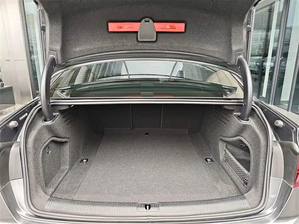 Audi A4L 2022 40 TFSI Fashion