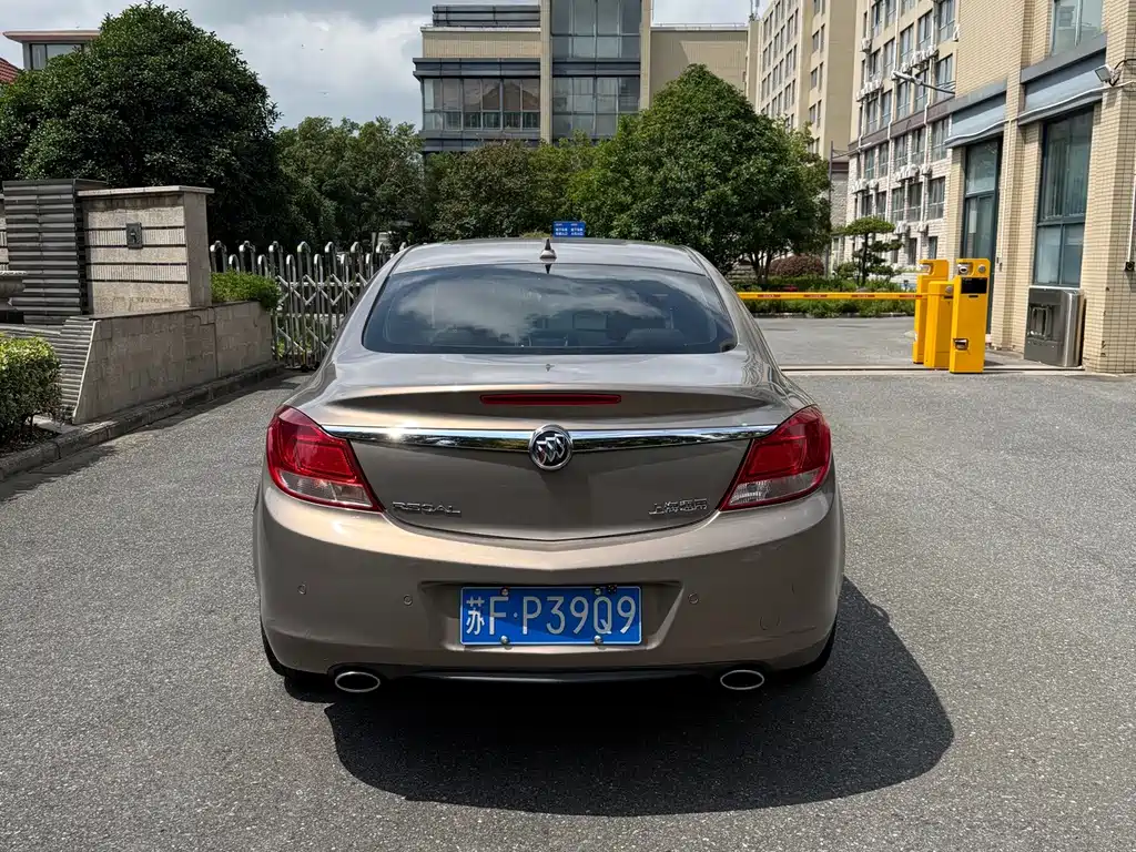 Buick Regal — миниатюра 6