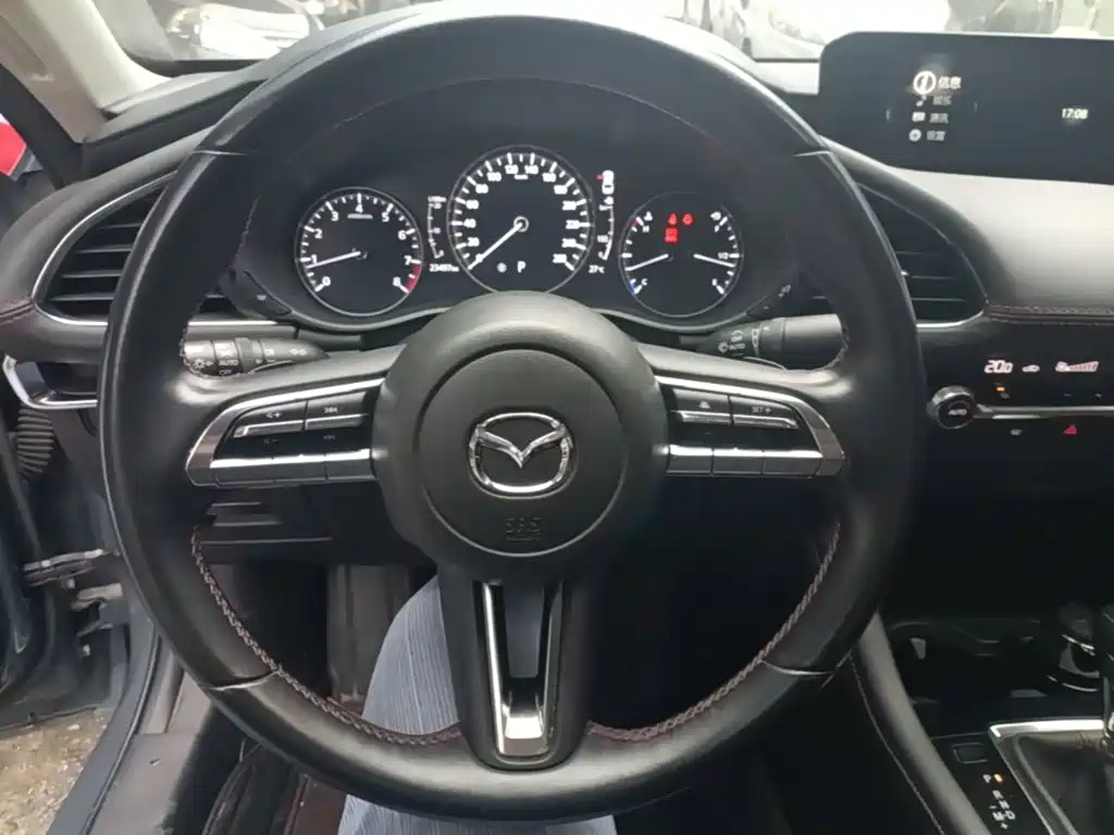 Mazda 3 Axela — миниатюра 7