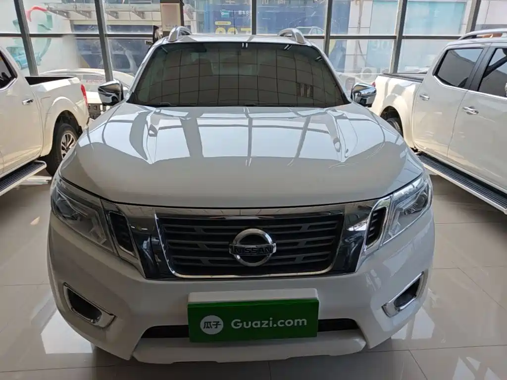 Nissan Navara — миниатюра 3