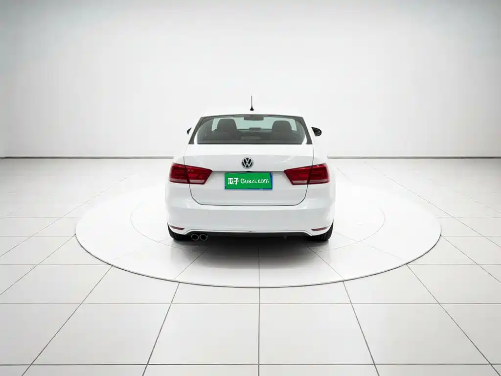 Volkswagen Santana — миниатюра 5