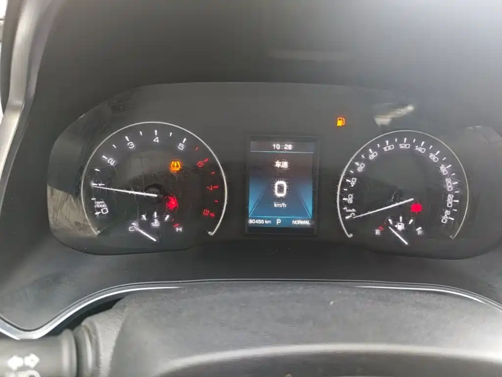 Wey Wey VV5 — миниатюра 12