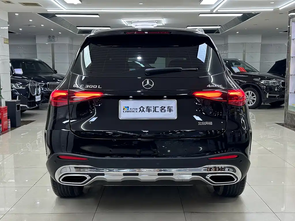 Mercedes-Benz GLC 2026 GLC 300 L 4MATIC 5 мест