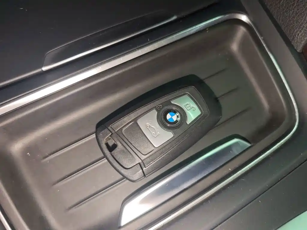 BMW 3 Series — миниатюра 9