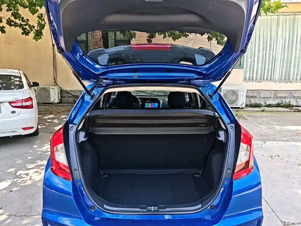 Honda Fit — миниатюра 19