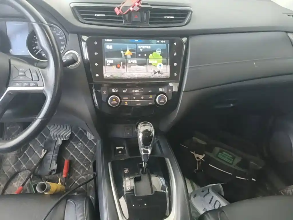 Nissan X-Trail — миниатюра 13
