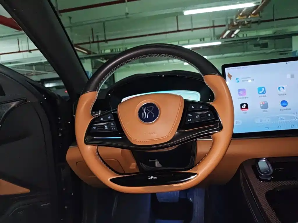 BYD Han — миниатюра 3