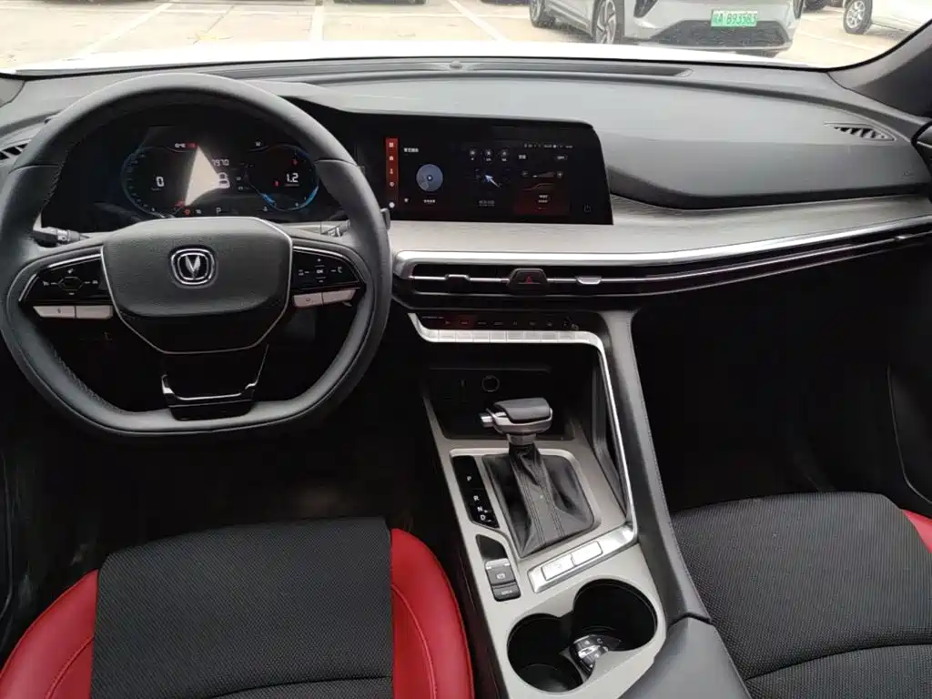 Changan CS35PLUS — миниатюра 13