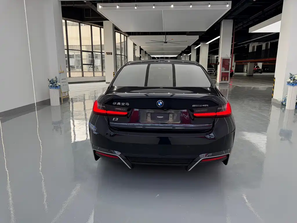 BMW i3 — миниатюра 14