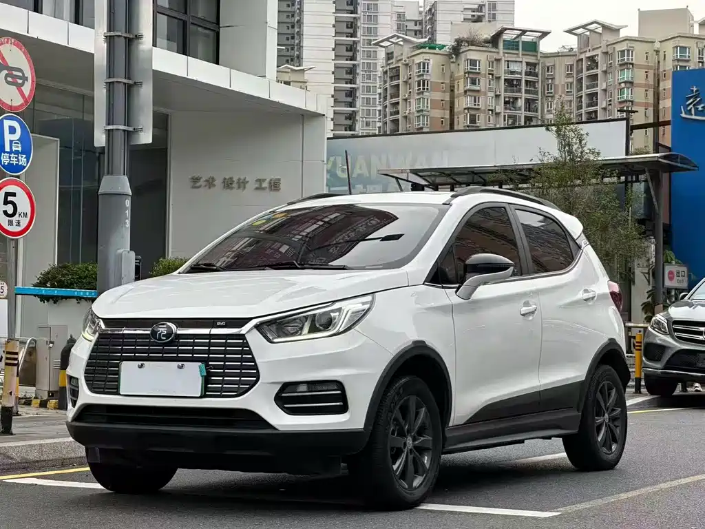 BYD Yuan EV 2019 EV360 Connected Fashion Leader Type