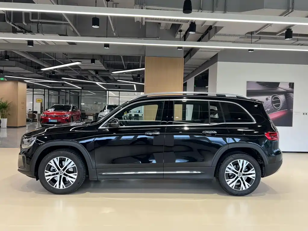 Mercedes-Benz GLB 2024 GLB 220