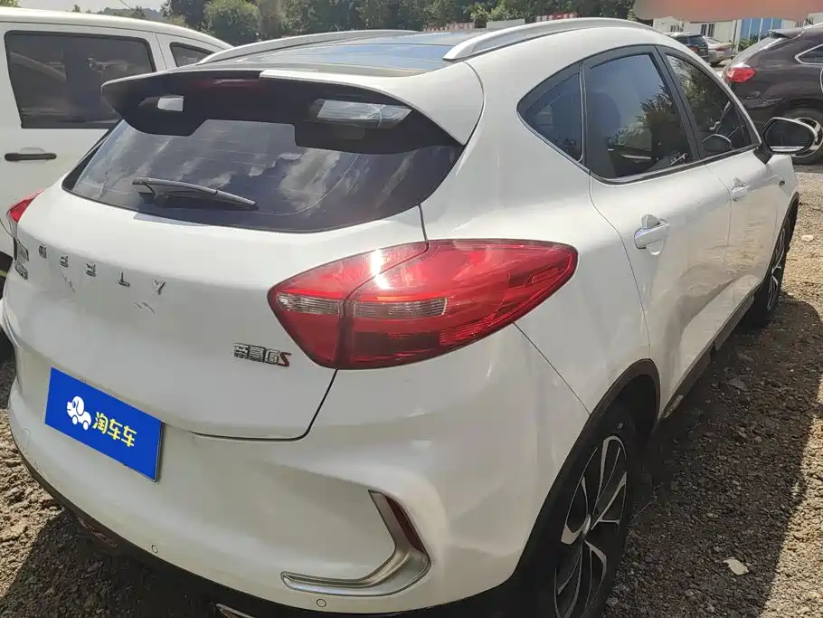 Geely Emgrand GS — миниатюра 3