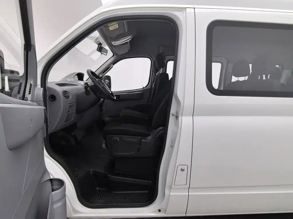 MAXUS V80 — миниатюра 10
