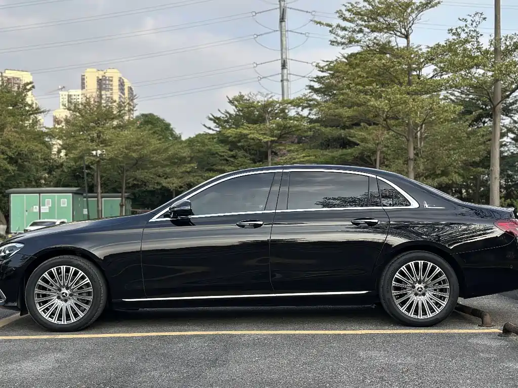 Mercedes-Benz E-Class E 2023 E 300 L Luxury
